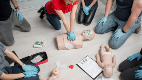 Corso Primo Soccorso BLSD BASIC LIFE SUPPORT DEFIBRILLATION Medea